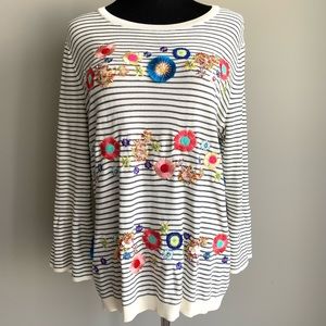 Talbots Medium Black Cream Embellished Embroidery Bell Sleeve Sweater Top.